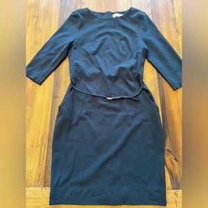 MM LaFleur work dress with pockets! 3/4 sleeves with belt included. Size 10.